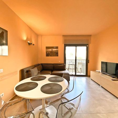 Urban Manresa-City Center Apartment With Balcony Екстер'єр фото