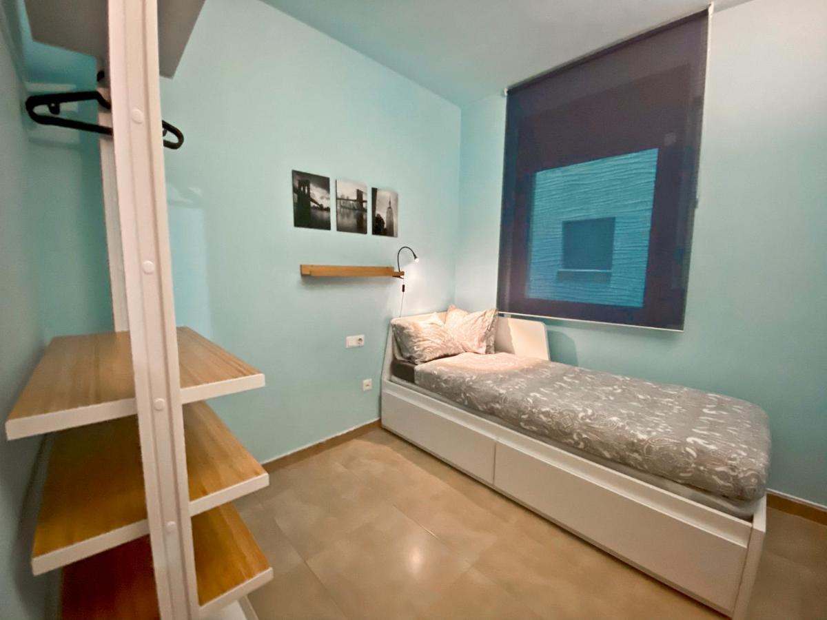 Urban Manresa-City Center Apartment With Balcony Екстер'єр фото