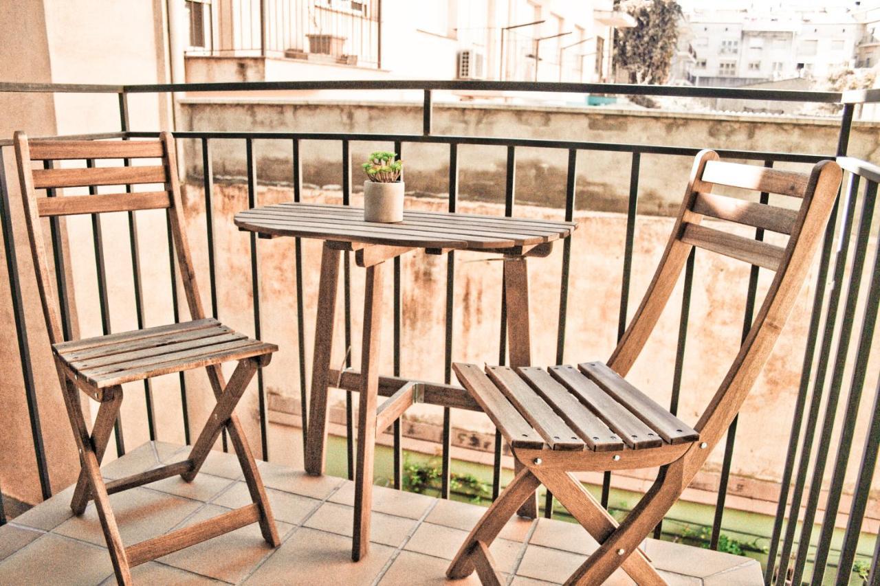 Urban Manresa-City Center Apartment With Balcony Екстер'єр фото