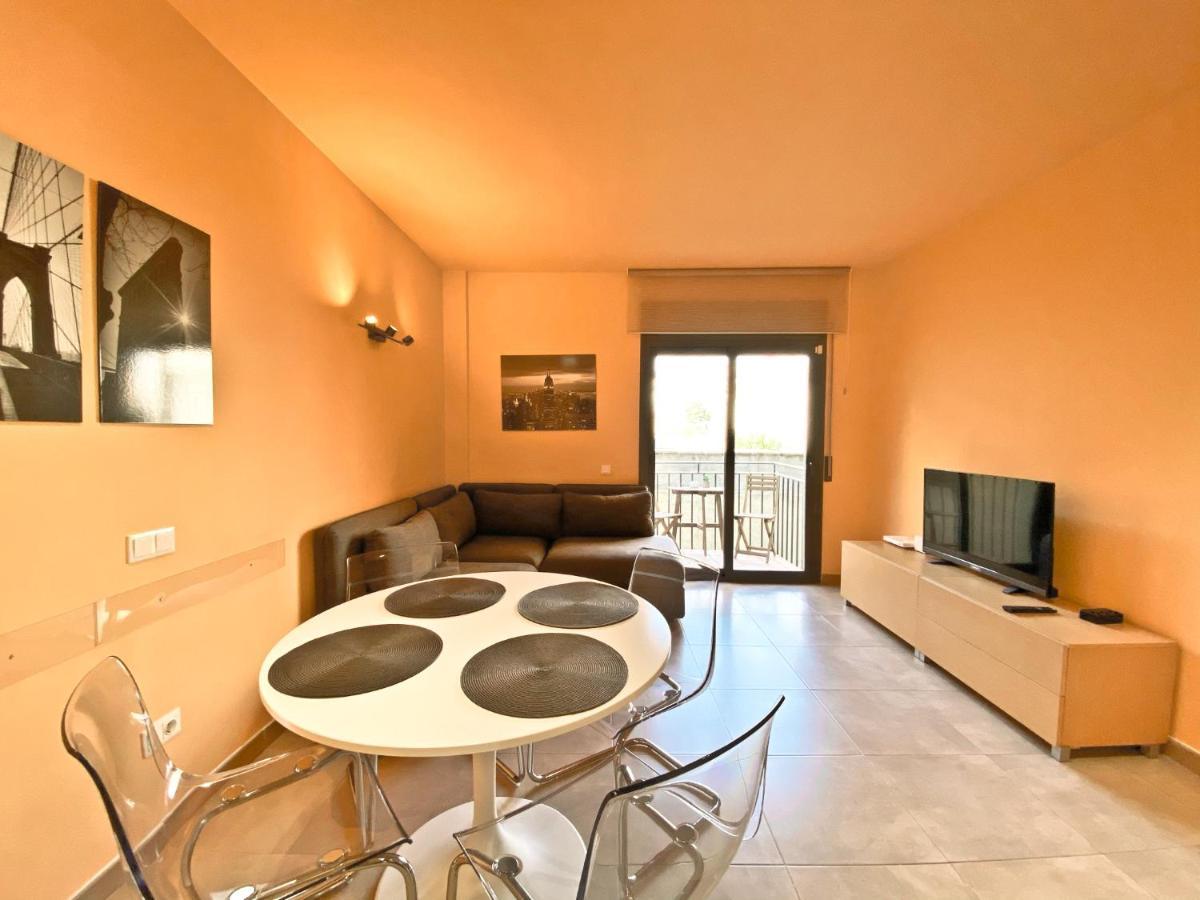 Urban Manresa-City Center Apartment With Balcony Екстер'єр фото