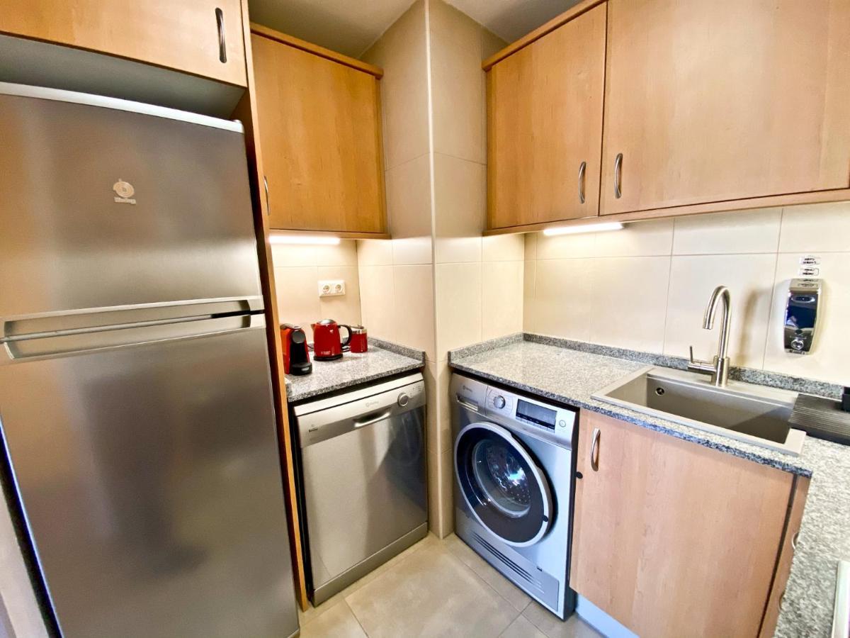 Urban Manresa-City Center Apartment With Balcony Екстер'єр фото